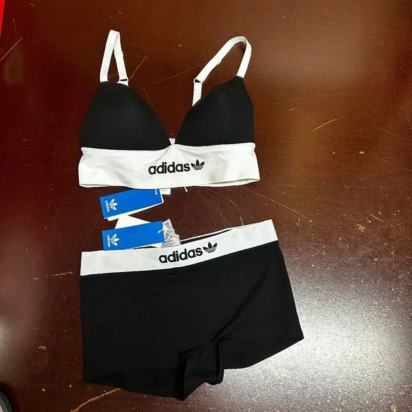 M” triangle bra shorts set